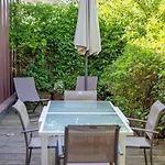 Feriehus La Tour Des Remparts Pool & Jacuzzi *