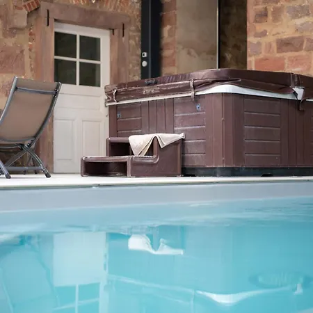 La Tour Des Remparts Pool&jacuzzi * Saverne