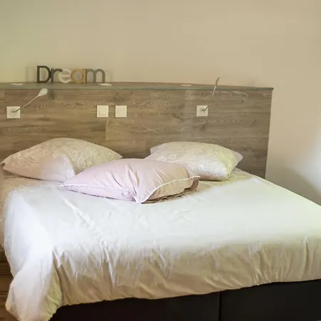 La Tour Des Remparts Pool&jacuzzi * Saverne