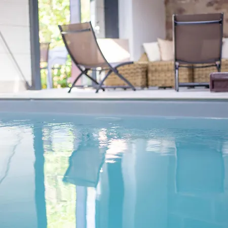 La Tour Des Remparts Pool&jacuzzi Hébergement de vacances Saverne