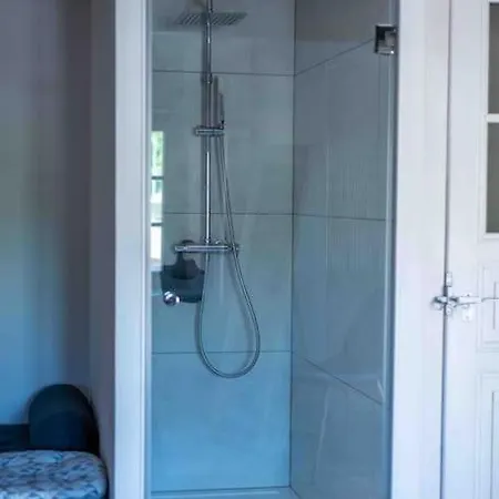 La Tour Des Remparts Pool&jacuzzi *